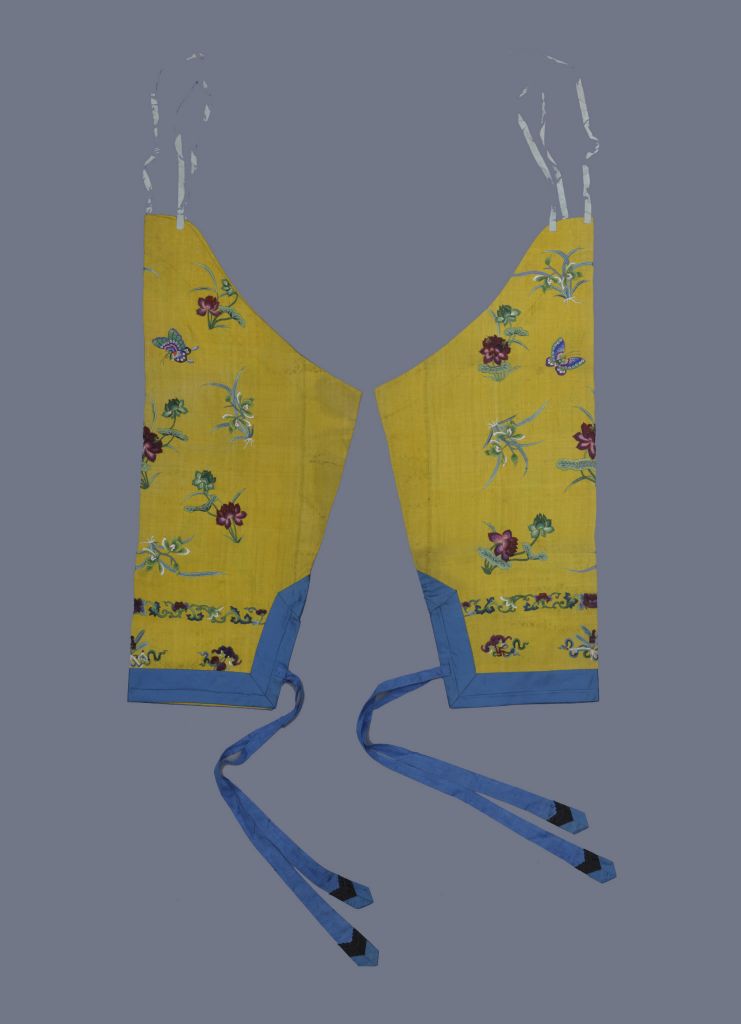 图片[1]-Bright yellow silk embroidered Dutch butterfly single trousers-China Archive